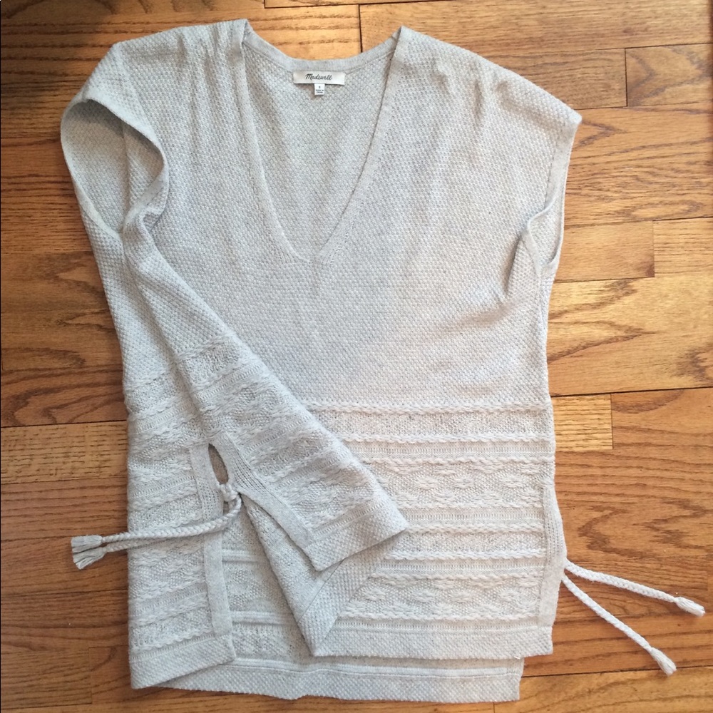 Madewell sleeveless tassel sweater